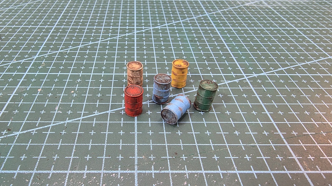 55-Gallon Oil Drums — HO Scale (6-Pack)